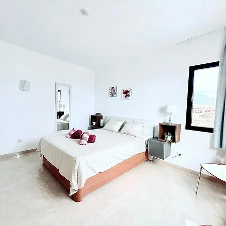 Ocean View Spacious 2br Pool Playa Paraiso Apartment