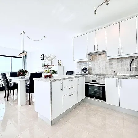 Ocean View Spacious 2br Pool Playa Paraiso *