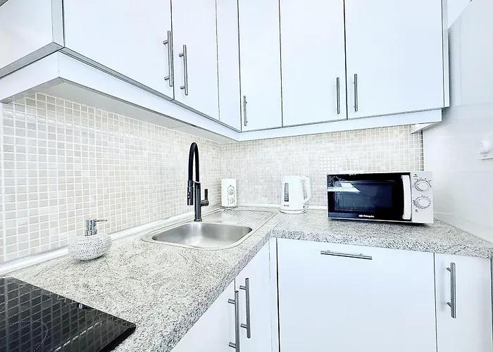 Apartment Ocean View, Spacious 2br, Pool, Playa Paraiso Pp601 *