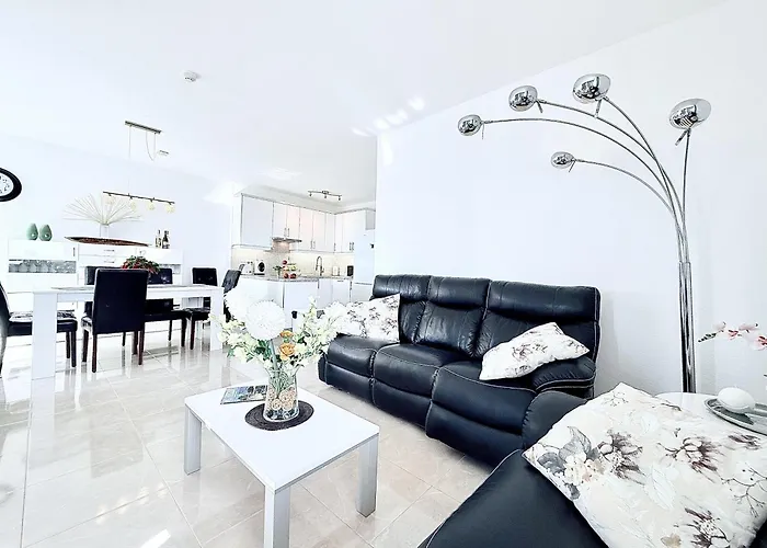 Apartment Ocean View, Spacious 2br, Pool, Playa Paraiso Pp601 *