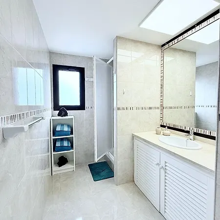 Ocean View, Spacious 2br, Pool, Playa Paraiso Pp601 Апартаменты Адехе